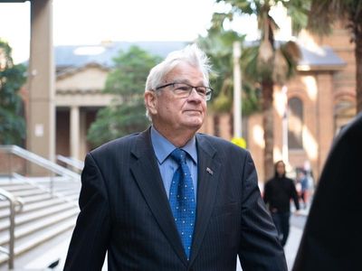 Ex-senator felt portrayed as a 'pervert'