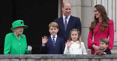 Lip reader reveals Queen's surprise and Prince George and Princess Charlotte's reaction during Jubilee finale