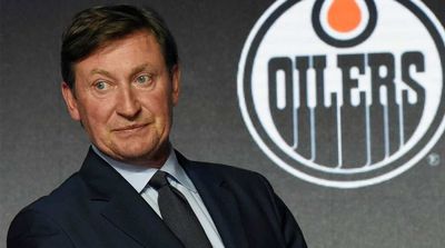 Wayne Gretzky Jersey Sells for Record $1.45 Million at Auction
