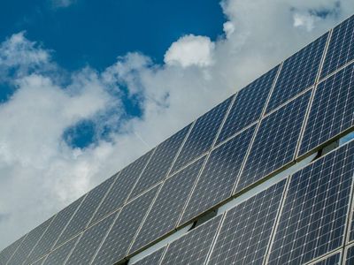 Why JinkoSolar Shares Are Rising Today