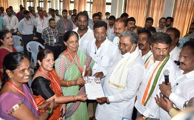 MLC elections: Cong., JD(S) step up campaign in Mysuru