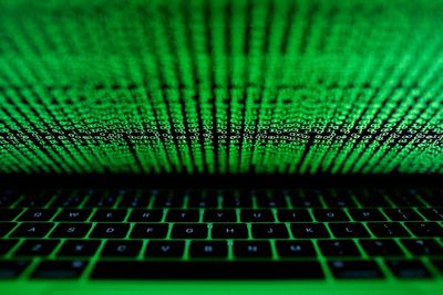 Ukrainian officials' phones targeted by hackers - cyber watchdog