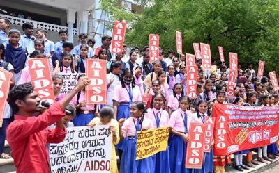Students take to streets demanding withdrawal of revised textbooks