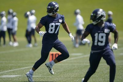 Noah Fant sees endless options for tight ends in Seahawks offense