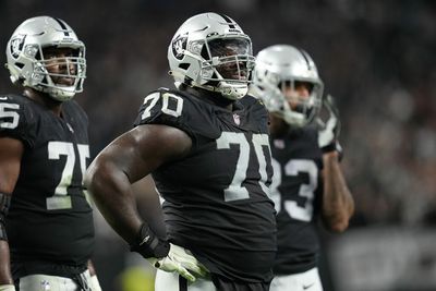 Raiders have no choice but to emphasize ‘multiple position’ mentality on offensive line