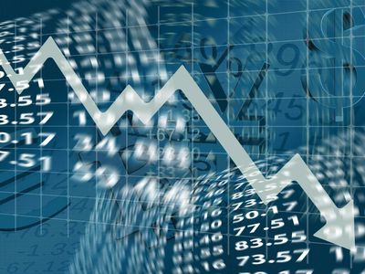 7 Steps Of Navigating The Downturn And Avoiding Layoffs For Early-Stage Startups