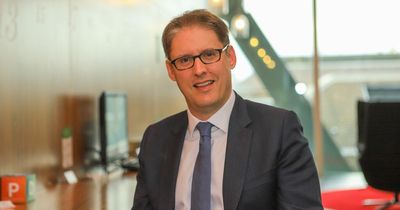 'Stick with net zero', businesses urged amid energy crisis