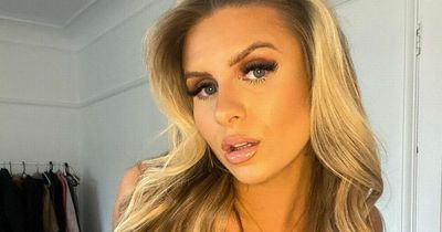 Love Island's Chloe Burrows slams Gemma Owen for 'stinking' attitude in series opener