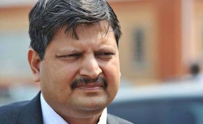 Gupta brothers, linked to graft against ex-South African Prez Zuma, held in UAE