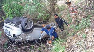 Uttarakhand: Tourist dies after car falls into gorge near Mussoorie