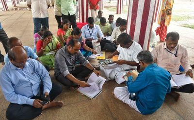 HR and CE team inspects Sri Sabanayagar temple amid objection from Dikshitars