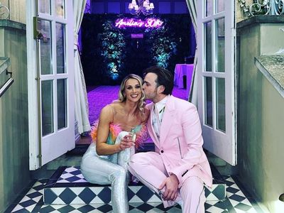 Olly Murs is engaged to girlfriend Amelia Tank
