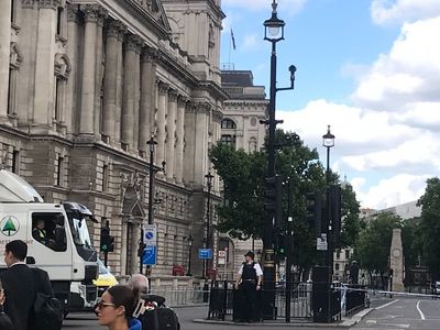 Whitehall closed as police investigate suspicious package near Downing Street