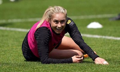 ‘I’m improving every day’ – Steph Houghton confident of winning Euro fitness battle