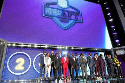 Three Georgia Bulldogs go in first round of 2023 NFL mock draft