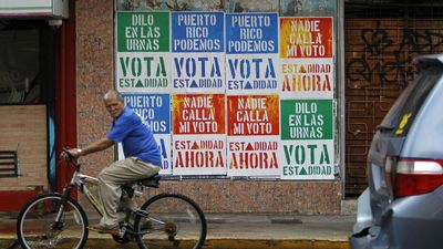 Dems push for binding vote on Puerto Rico's status