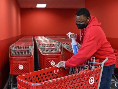 Trading Target's Bearish Q2 Guidance: 'It's Bouncing Right Where It Should'