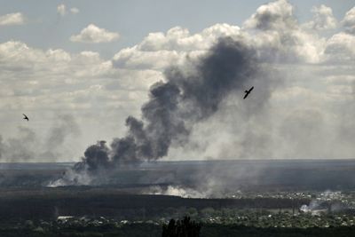 Zelensky defiant as Russia claims Severodonetsk gains