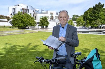 Major report makes clear benefits of replacing transport with active travel