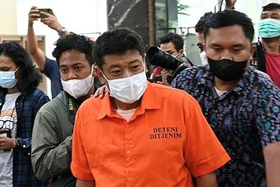 Japanese fugitive wanted for Covid relief fraud held in Indonesia