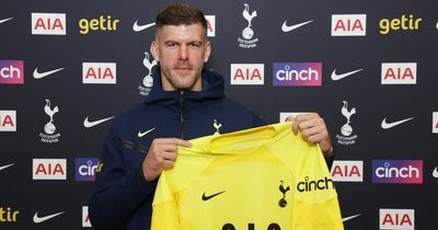 Fraser Forster sends 14-word message after becoming Tottenham's second summer transfer