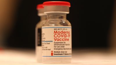 Moderna says its new vaccine booster shows 'superior' response to omicron