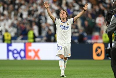 Modric extends Real Madrid contract for another season