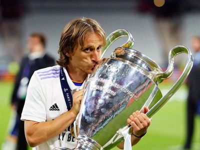 Luka Modric signs new one-year deal at Real Madrid