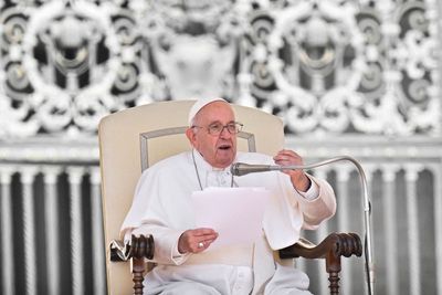 Pope Francis’ summer plans spark fresh resignation rumours
