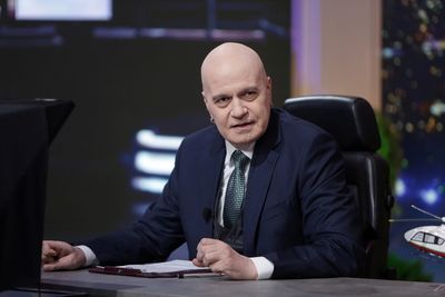 Bulgaria faces risk of political instability as PM loses majority