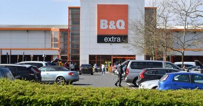 B&Q fans 'obsessed' with twin egg chairs for adults and children