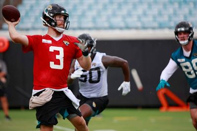 Jags QB C.J. Beathard not expected to need surgery after groin injury