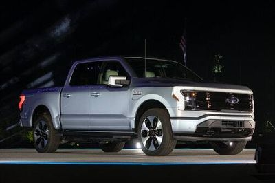 Ford dealers are trying to cash in on your thirst for the electric F-150