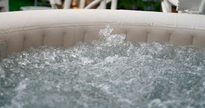 B&Q shoppers spot bargain hot tub that is 'perfect' for summer weather