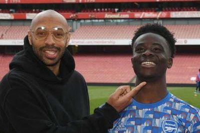 Arsenal star Bukayo Saka emulates Thierry Henry and Ian Wright by retaining Player of the Season award