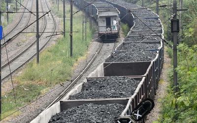 Pollution body bans coal use in Delhi, except by thermal power plants