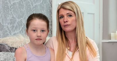 'They weren't bothered at all': Mum's fear as diabetic girl, nine, stuck waiting HOURS for food on delayed Ryanair flight