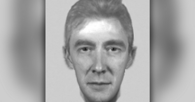 Hunt for man who threw acid in victim's face after knocking on his front door