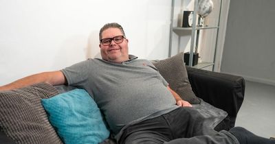 Gogglebox's Jonathan Tapper unveils incredible weight loss after terrifying health scare