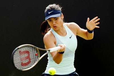 Emma Raducanu hopeful over Wimbledon but withdraws from Birmingham Classic with side injury