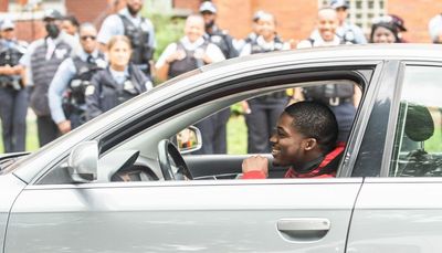 After saving man from CTA tracks, rescuer rewarded with car