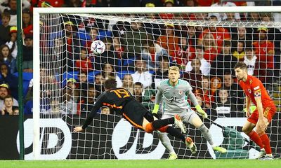 Wout Weghorst heads late winner as Wales slip to defeat by Netherlands