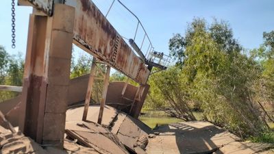 Kimberley military base, hospital and cinema among old dreams abandoned to the bush