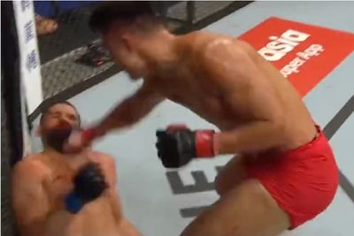 Massive underdog Zhang Mingyang scores scary KO over Tuco Tokkos at in ‘Road to UFC’ opener