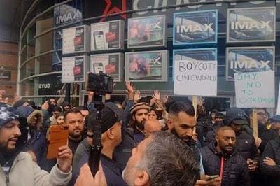 Protestors mass outside Stratford Vue over ‘blasphemous’ Islamic film