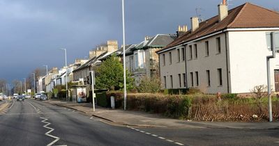 Sheriff jails Paisley man for a year after he was caught with a knife in the street where he lives