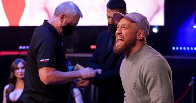 UFC star Conor McGregor responds to claim he should "stick to cooking"