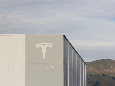Tesla Blocked By California Judge From Challenging Race-Bias Lawsuit