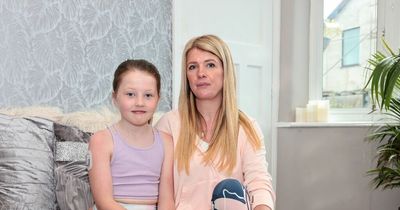 Mum says Ryanair staff 'weren't bothered' as diabetic daughter waited hours for food
