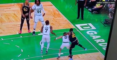 Was Draymond Green trying to focus on Jayson Tatum’s bad shoulder on this aggressive free-throw box out?